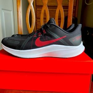 Nike Quest 4 Shoes, Size 12